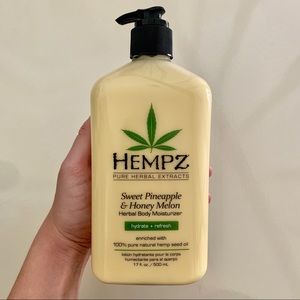 Hempz Herbal Body Moisturizer
